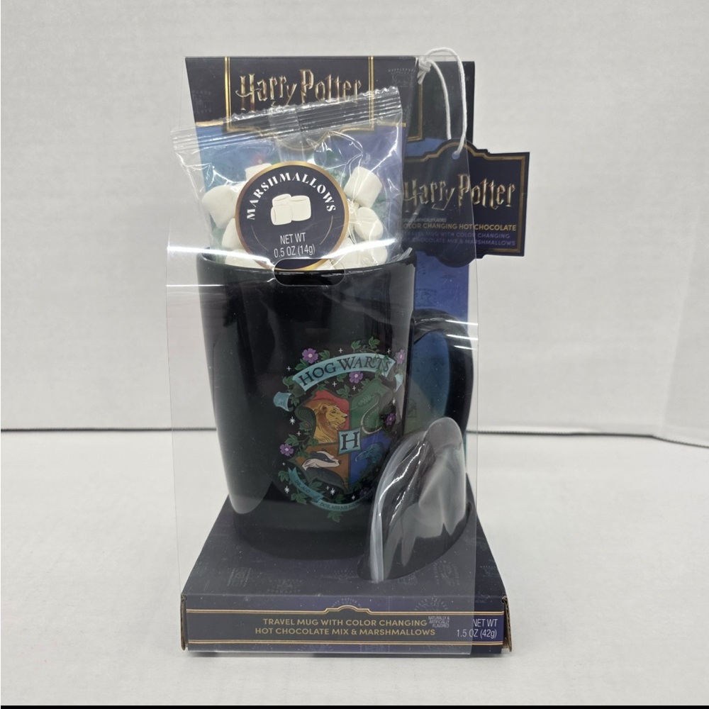 Harry Potter Black Travel Mug with Color Changing Design